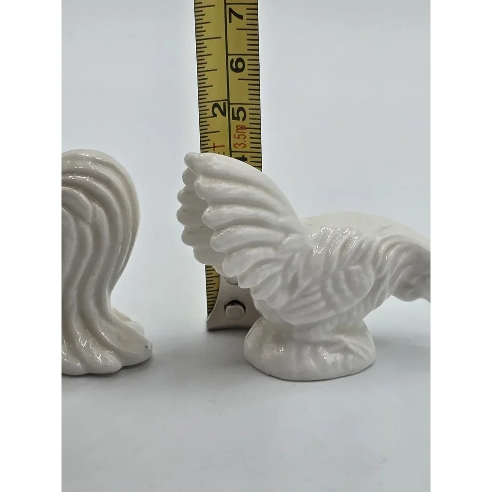 Vintage Bone China Rooster Chicken Salt‎ & Pepper Shaker Set Tabletop Farmhouse